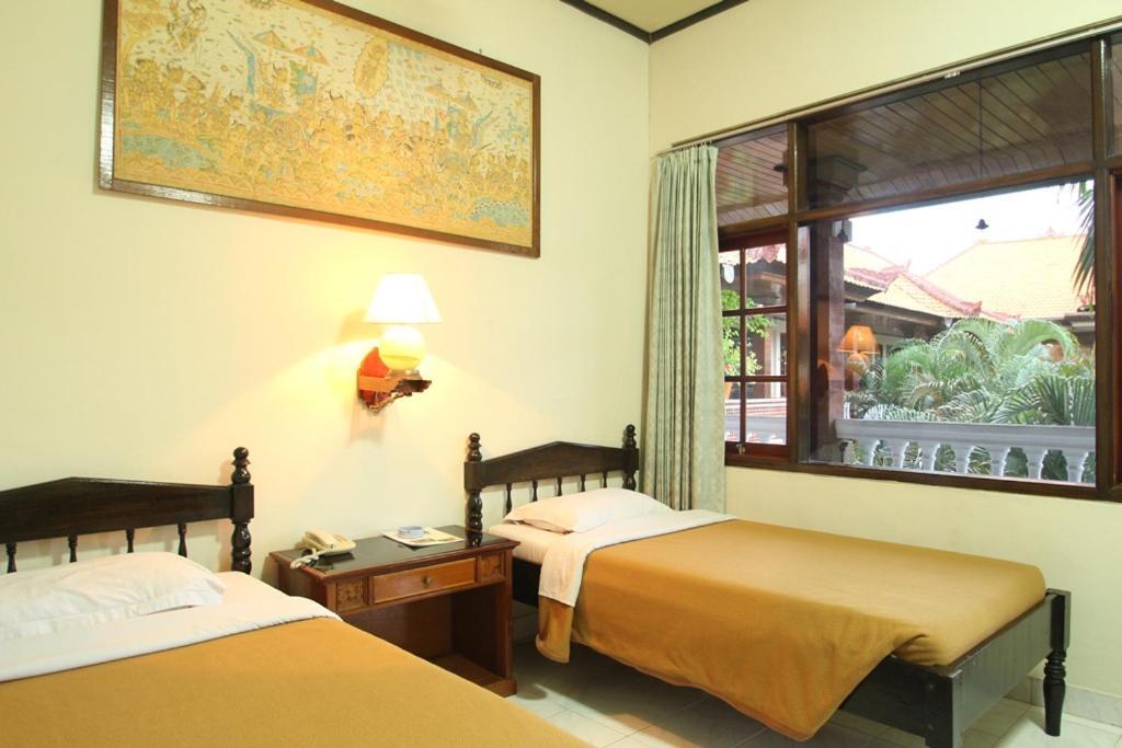 Kuta Dormitory At Simpang Inn Εξωτερικό φωτογραφία